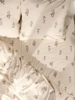 Декоративная наволочка с рюшами, оборками "Гербарий Эко" 70х70 см, 1 шт, без молнии