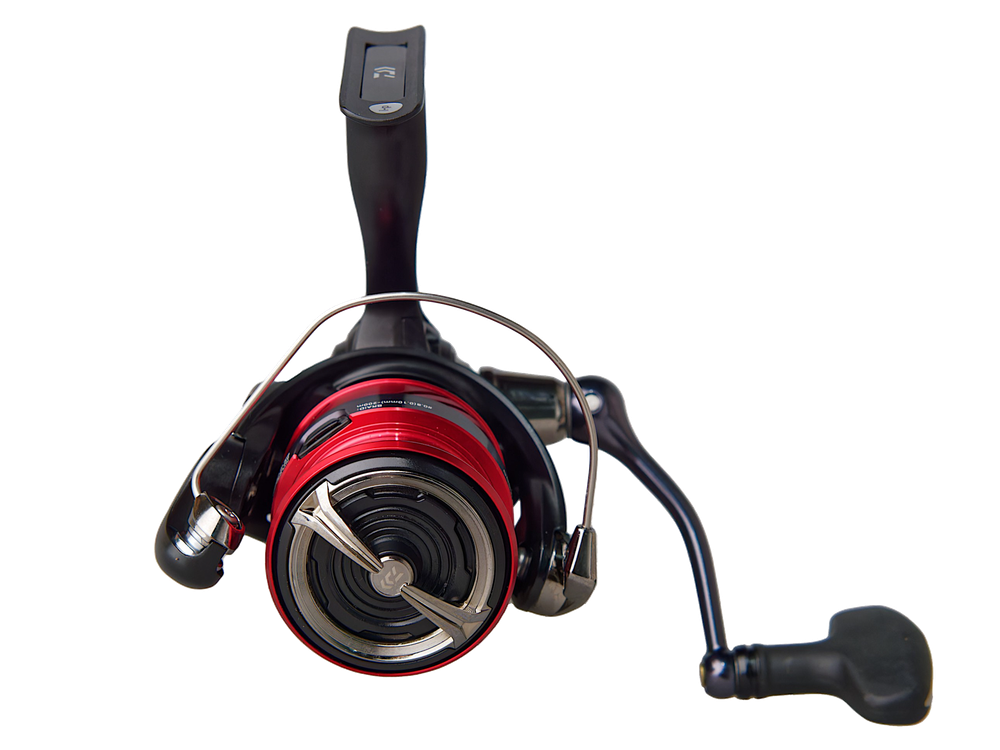 Катушка Daiwa 23 Ninja LT4000-С bb3+1 (5.2:1) max.12кг 270г 82см/об Nylon 0.25/0.30мм-190/130м Braid 0.16/0.20мм-310/170м