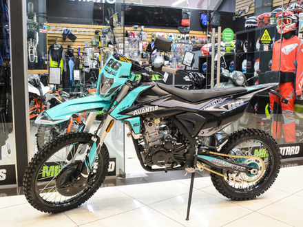 Мотоцикл Avantis A6 300 LUX (SBS300/174MN-3S) С ПТС черный/бирюзовый