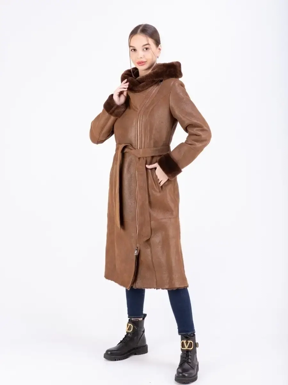Дубленка женская натуральная длинная с капюшоном Турция
