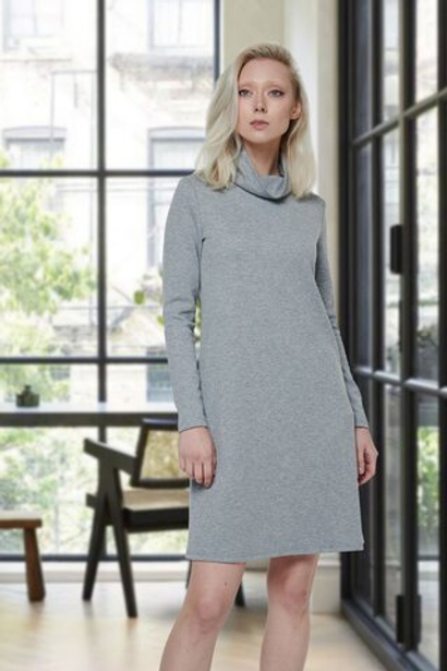 Платье цвет серый (воротник стойка)