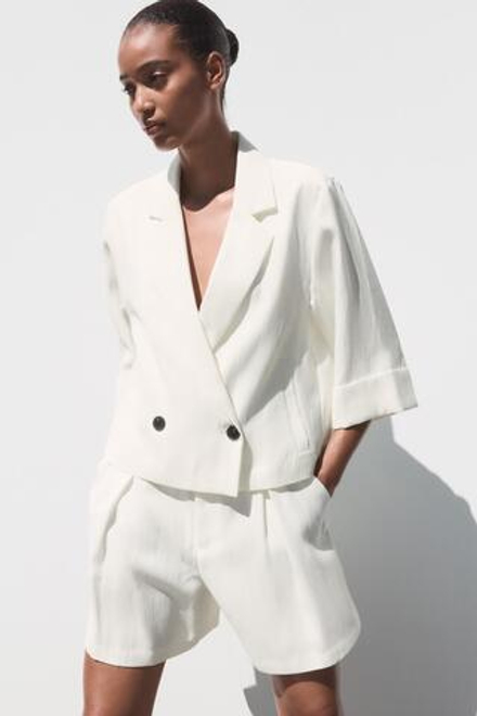 ZARA УКОРОЧЕННЫЙ ДВУБОРТНЫЙ БЛЕЙЗЕР, БЕЛЫЙ