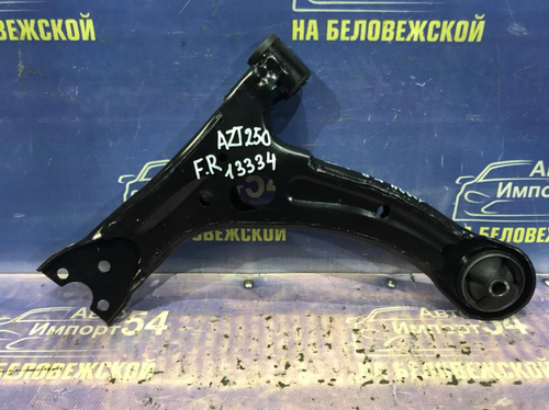 Рычаг передний правый TOYOTA AVENSIS 2003-2008