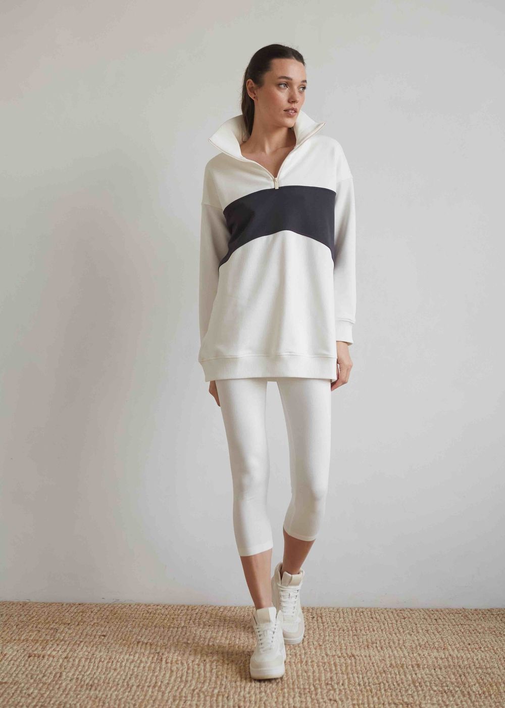 Толстовка платье Alexandra Talalay KP010 с воротником на молнии молочно-графитовый