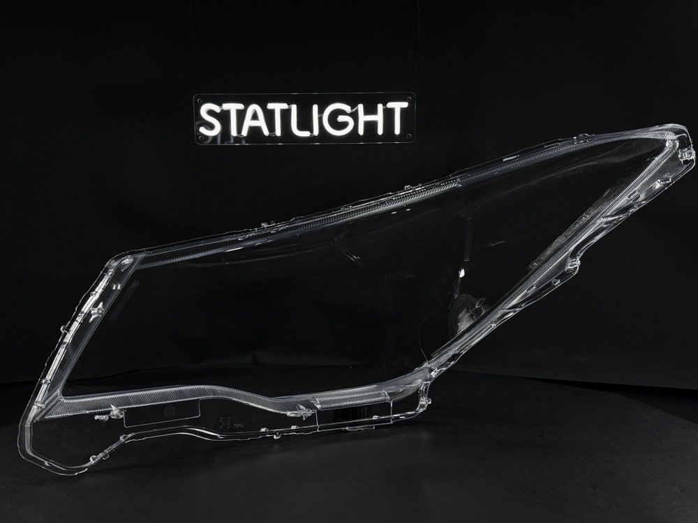 Правое стекло фары Subaru Forester SJ 2012-2015