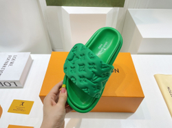 Louis Vuitton Pool Pillow Comfort Mule