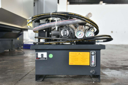 MetalTec CK 36x750 токарный станок c ЧПУ с горизонтальной станиной