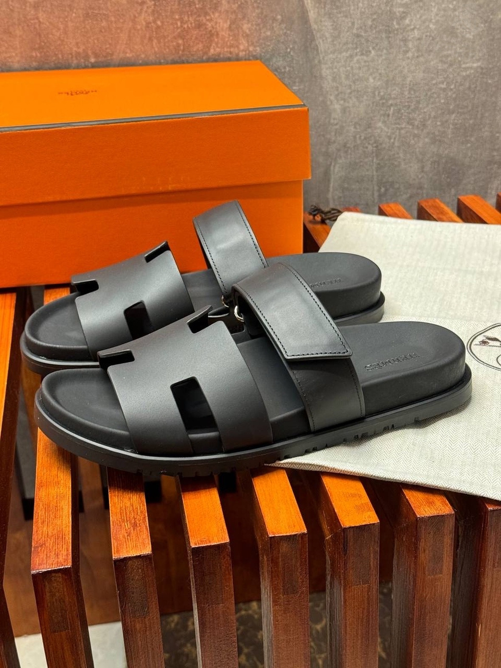 Шлепанцы Hermes