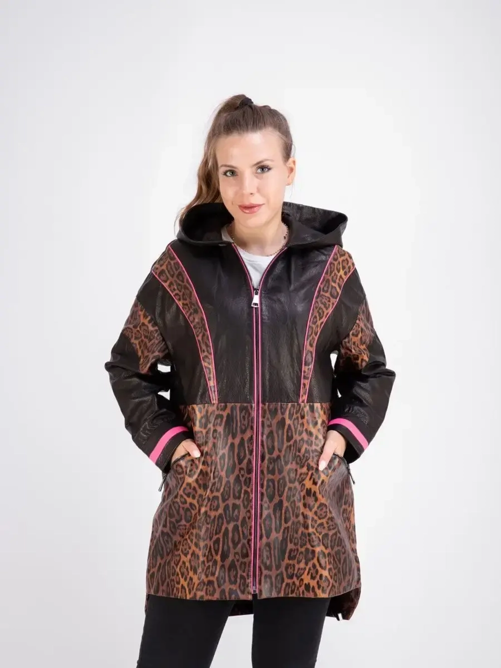 Куртка женская натуральная кожаная с капюшоном Турция