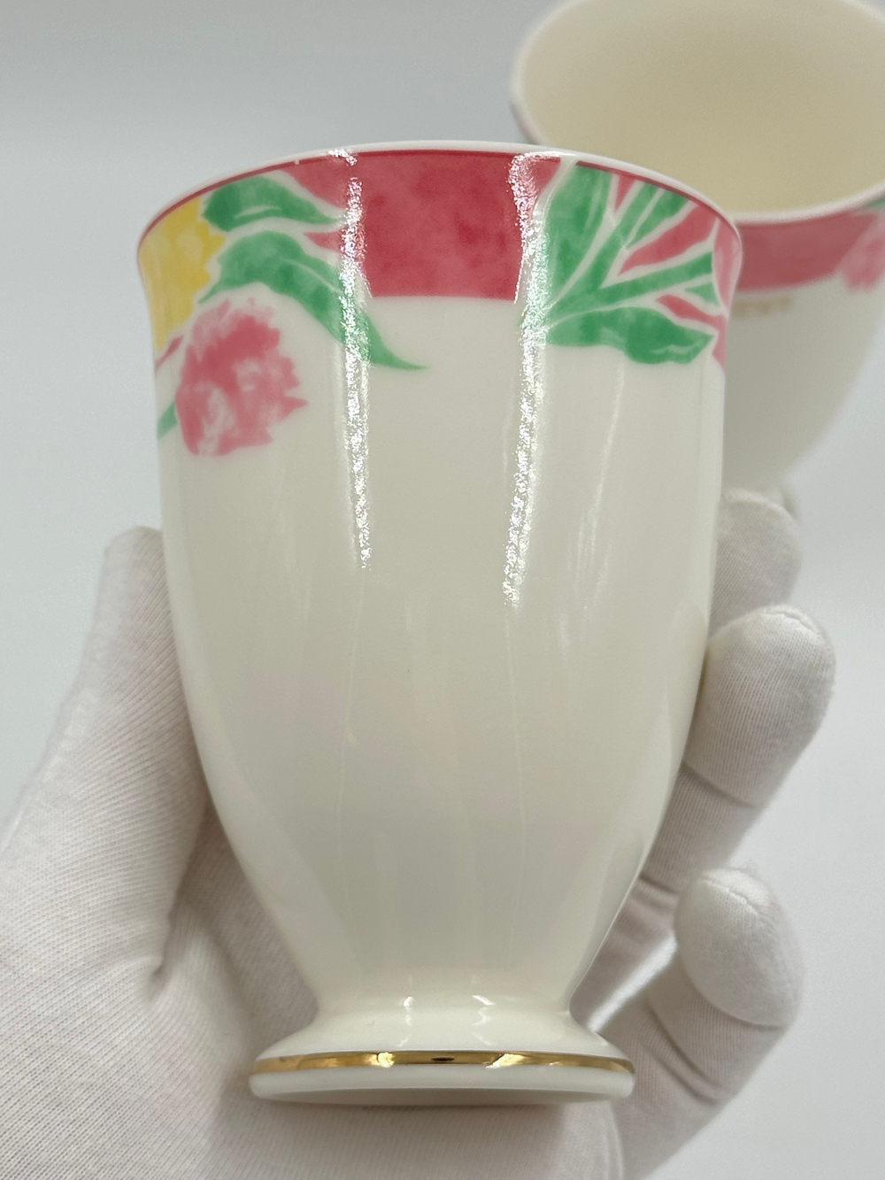 Стакан с розовой каймой Givenchy by Yamaka