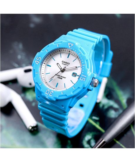 Наручные часы Casio Collection LRW-200H-2E3VEF