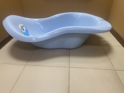 Ванна детская фигурная (размеры : 870*480*270 мм) цвета в ассортименте