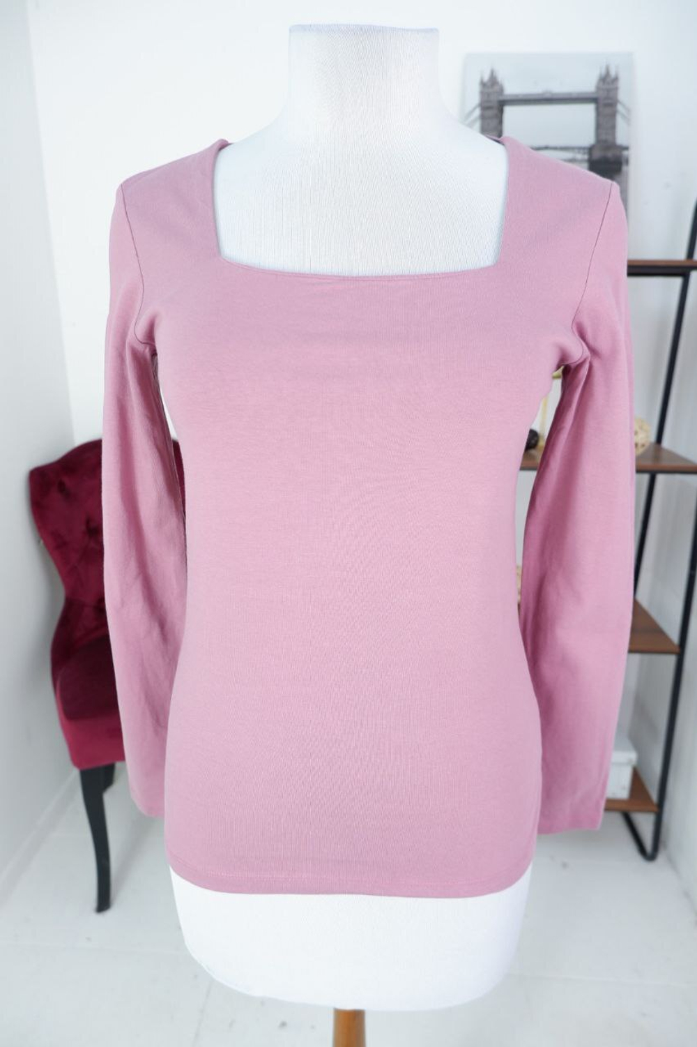 Блузка CHELEBI с модным вырезом 46 размер