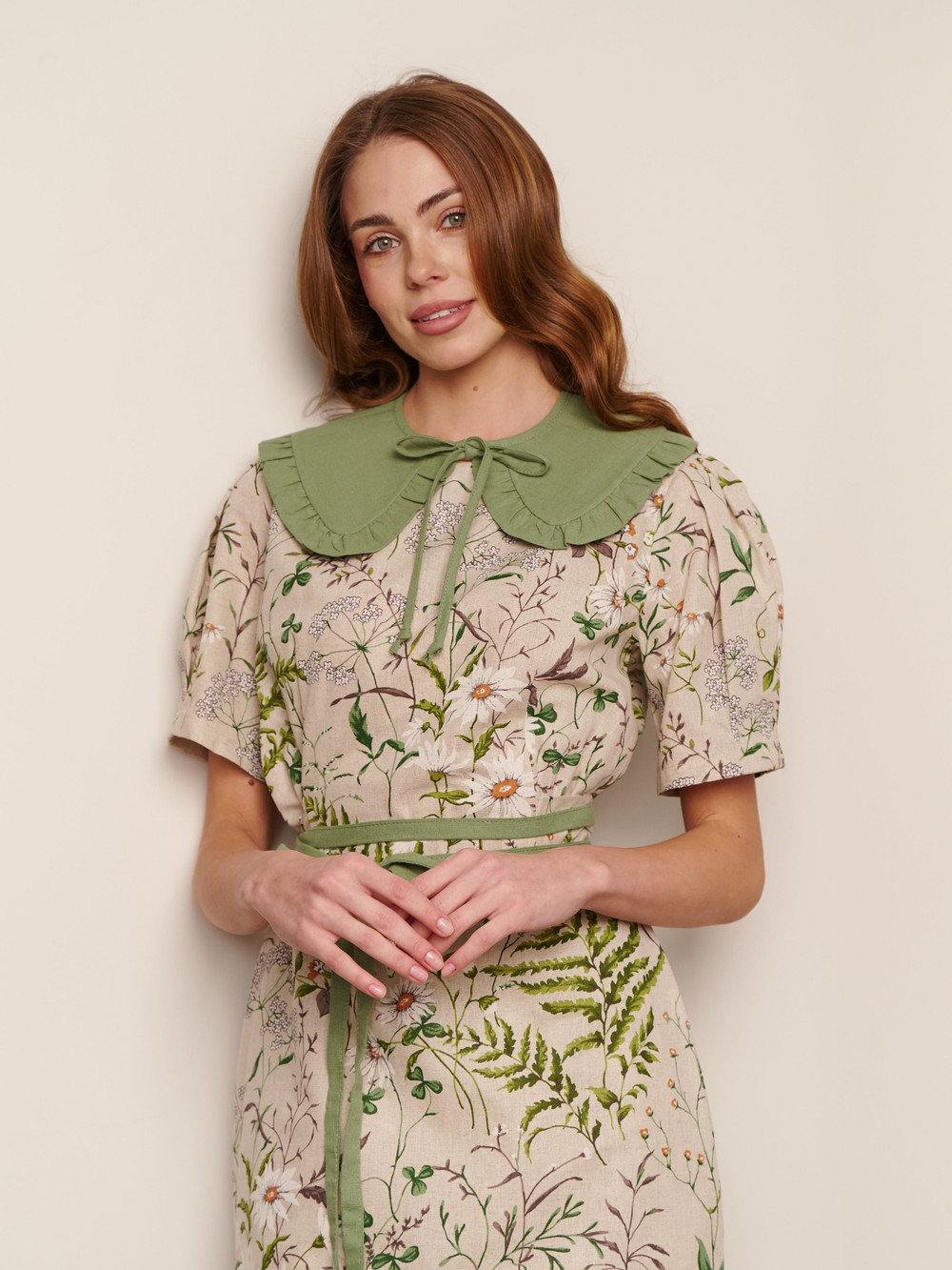 Платье миди с коротким рукавом