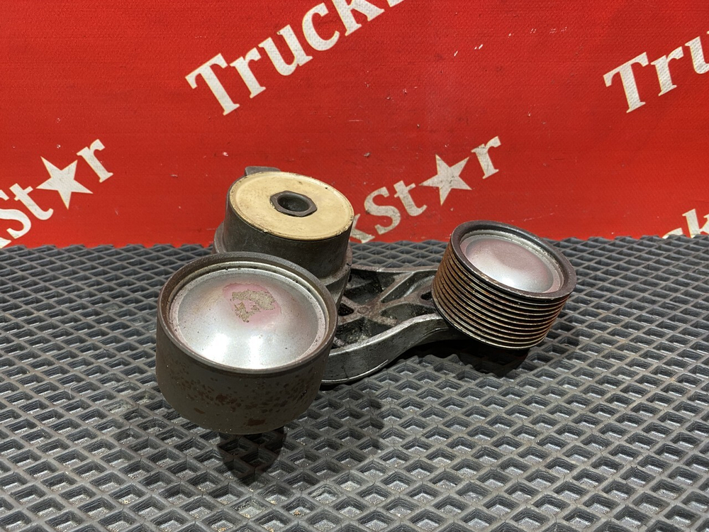 Ролик-натяжитель 2016г.