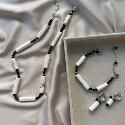 Комплект (чокер, браслет, серьги) "Баланс Вселенной"