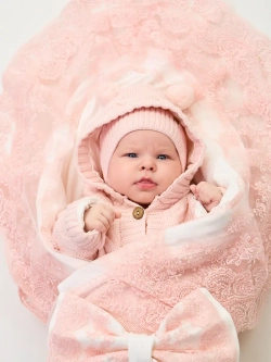 Конверт на выписку для новорожденных вязаный