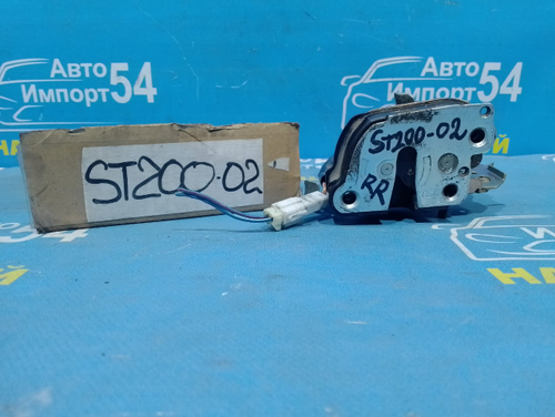 Замок двери задней правой TOYOTA CARINA ED 1997