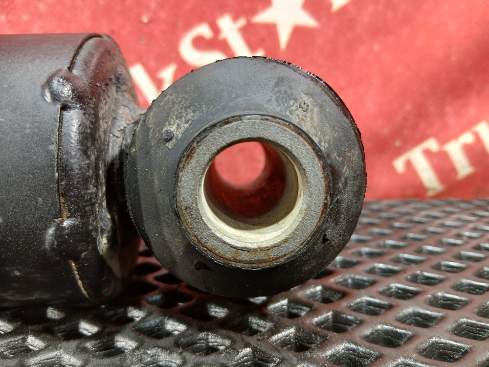 Амортизатор задний 2022г