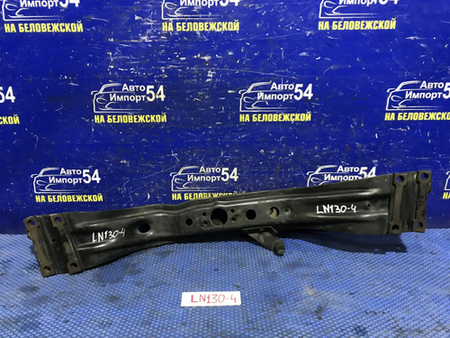 Балка передняя поперечная TOYOTA HILUX SURF 1992