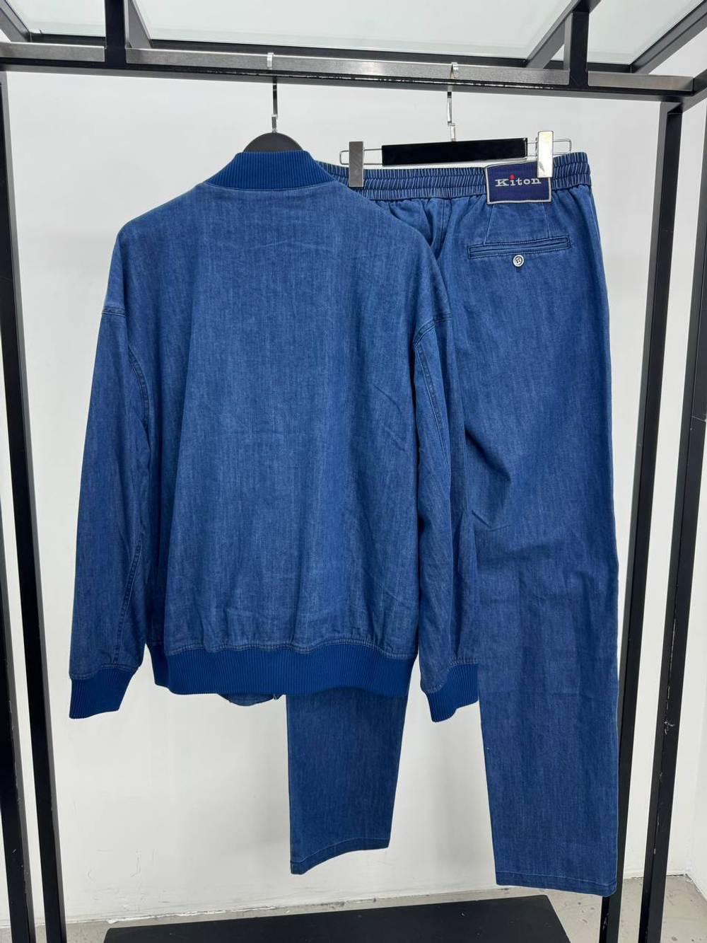 Джинсовый костюм Kiton