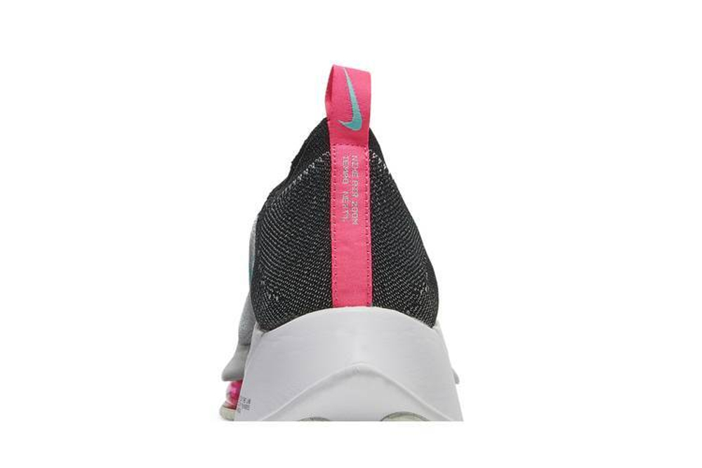 Кроссовки Nike Air Zoom Tempo Next