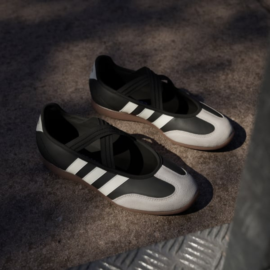 ADIDAS Балетки Barreda Mary Jane, черный/белый