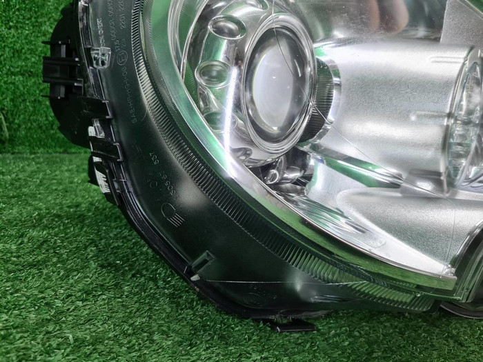 Фара левая Mini Hatch R56 (2010-2013) ксенон