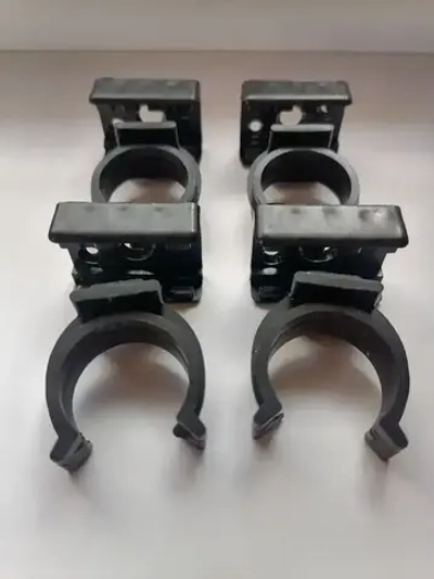 Клипса для кухонного цоколя (4 шт).