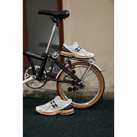 New Balance NB 1906R Бежевые кроссовки Низки Унисекс