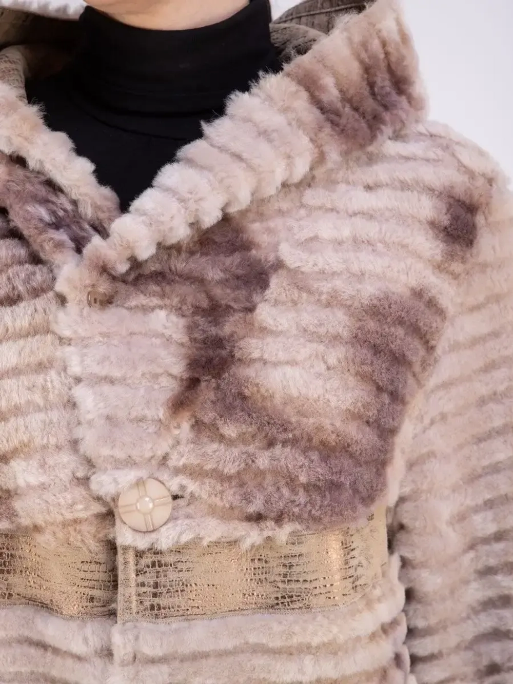 Дубленка зимняя длинная с капюшоном оверсайз