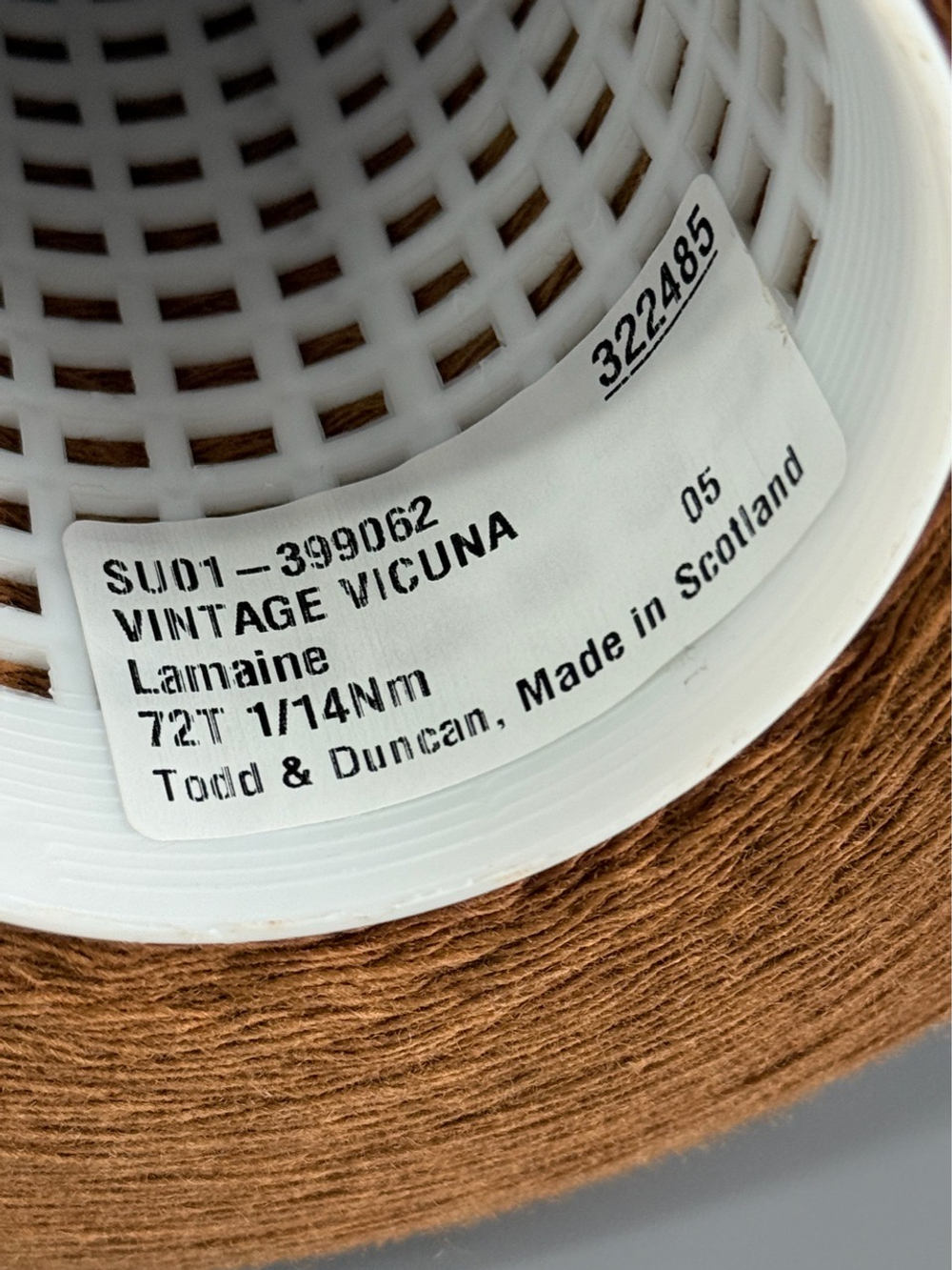 Пряжа Todd&Duncan Lamaine 1/14 (100% шерсть ягненка кардная),1400м/100гр, викунья
