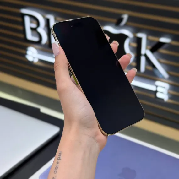Б/У Телефон Apple iPhone Air 256Gb Gold 94% (JXXFWL2QKG)