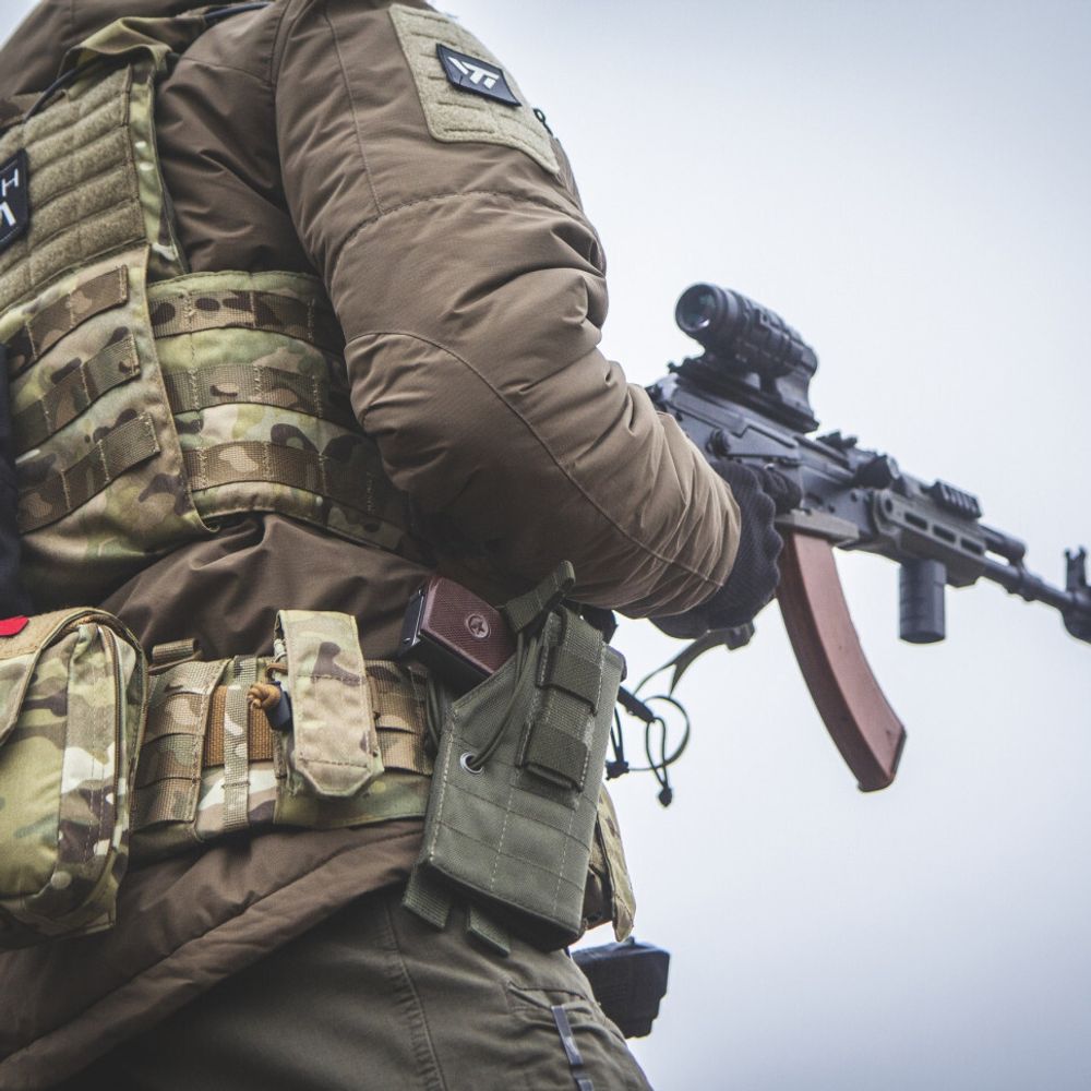 Кобура универсальная molle правая, Wartech