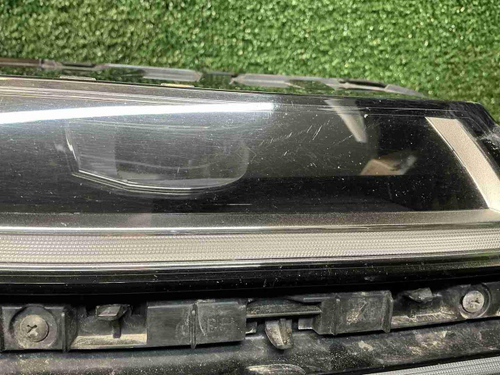 Битая Фара правая Genesis GV80 (2020-2023) LED