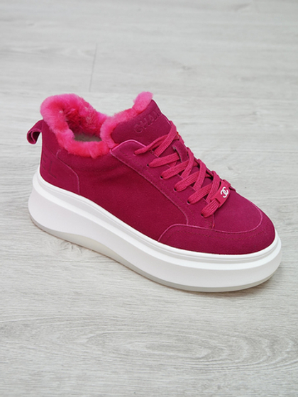 Кроссовки женские зимние