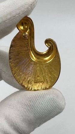 Серьги с бежевой эмалью Napier