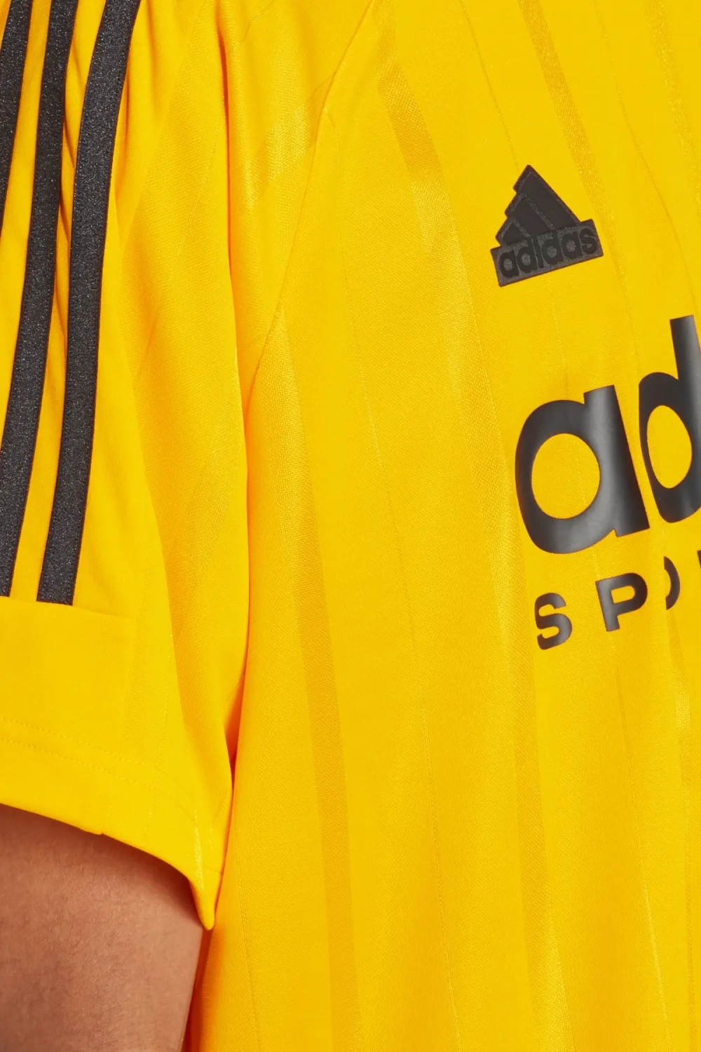 Футболка adidas House of Tiro Nations Pack - желтый