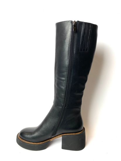 Сапоги женские