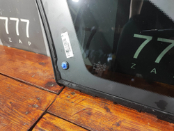 Стекло багажника правое Mercedes GLC (X253) 15-нв Б/У Оригинал A2536703801