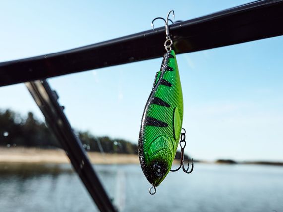 Воблер плавающий LJ BBS Original ARROW JERK F 015.00/027