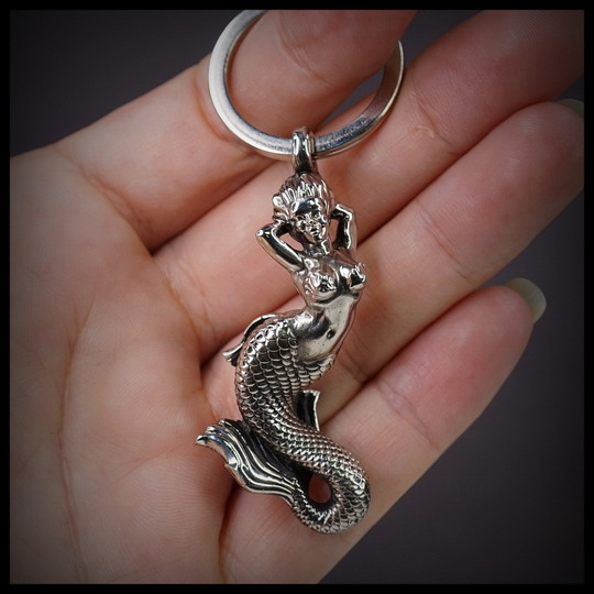 Брелок для ключей "Русалка в бикини" , мельхиор