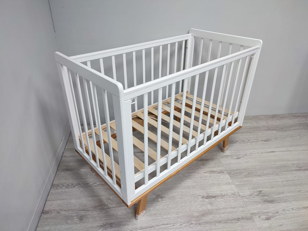 Кровать Ecco Valori (на ножках)