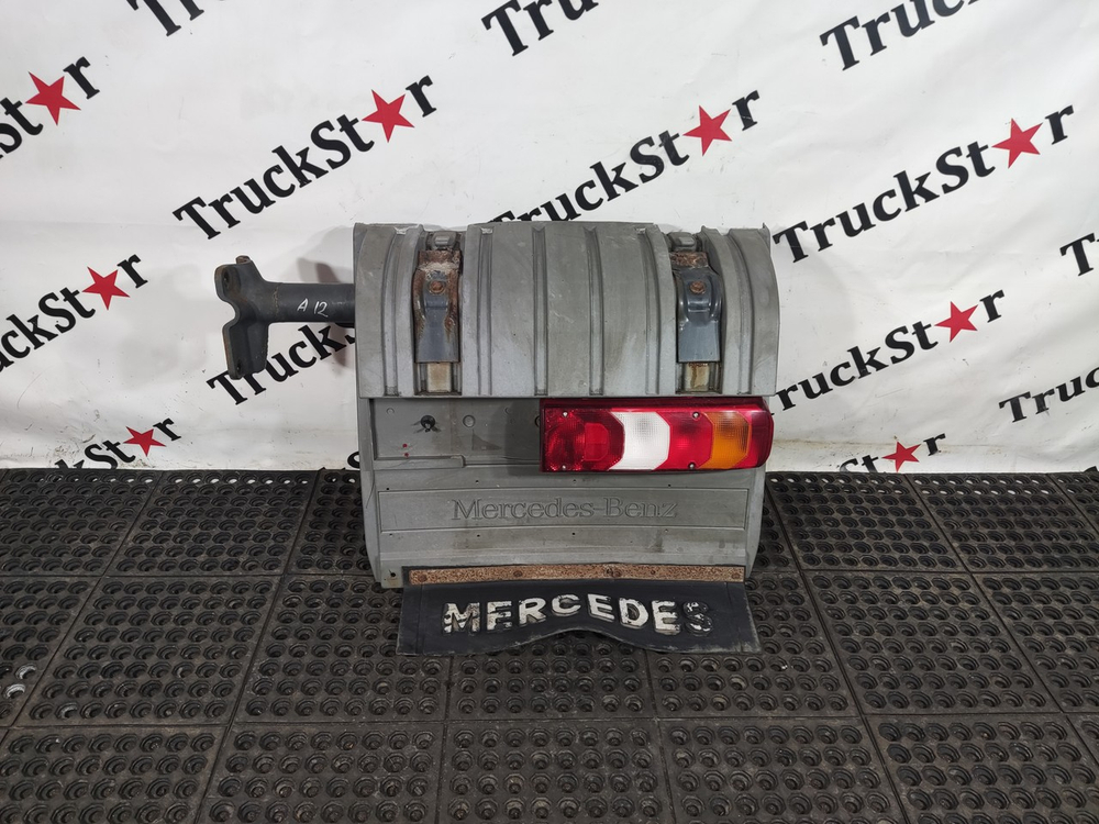 Крыло заднее правое задняя часть в сборе