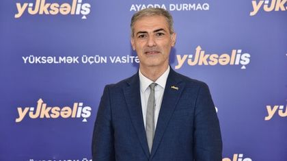 Ən məşhur oxucu sizə kitab satsınmı?!