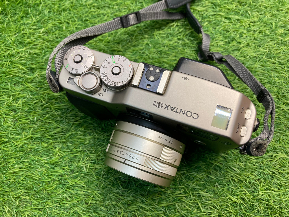 Contax G1 + Carl Zeiss T* Planar 2/45mm