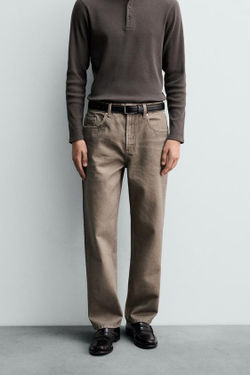 ZARA ДЖИНСЫ STRAIGHT FIT С ВЫТРАВЛЕННЫМ ПРИНТОМ, КОРИЧНЕВЫЙ