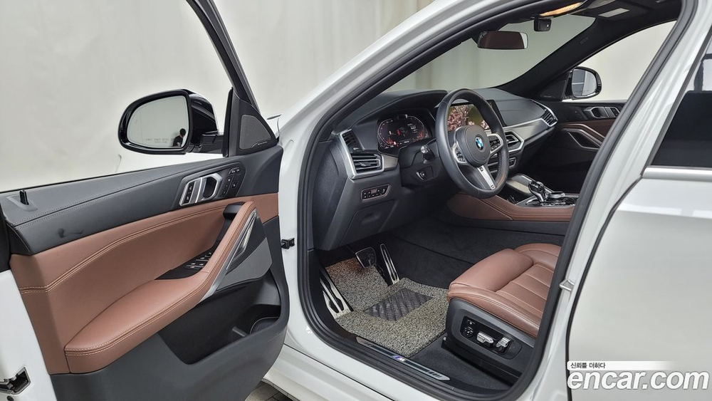 BMW X6 (G06) xDrive40i M Sports (12.2020)