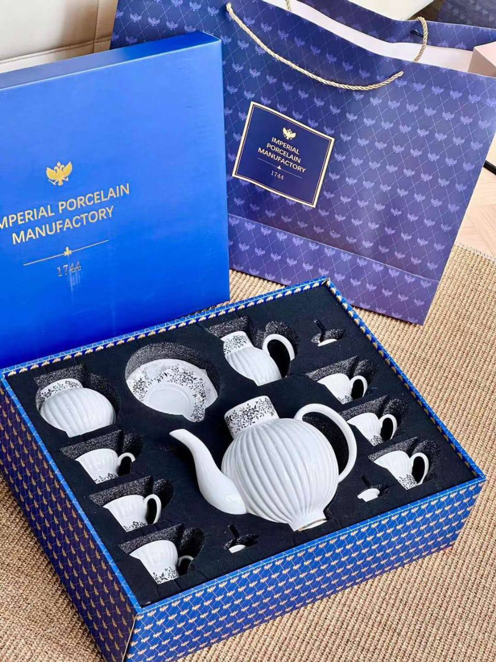 Чайный набор Imperial Porcelain Manufactory
