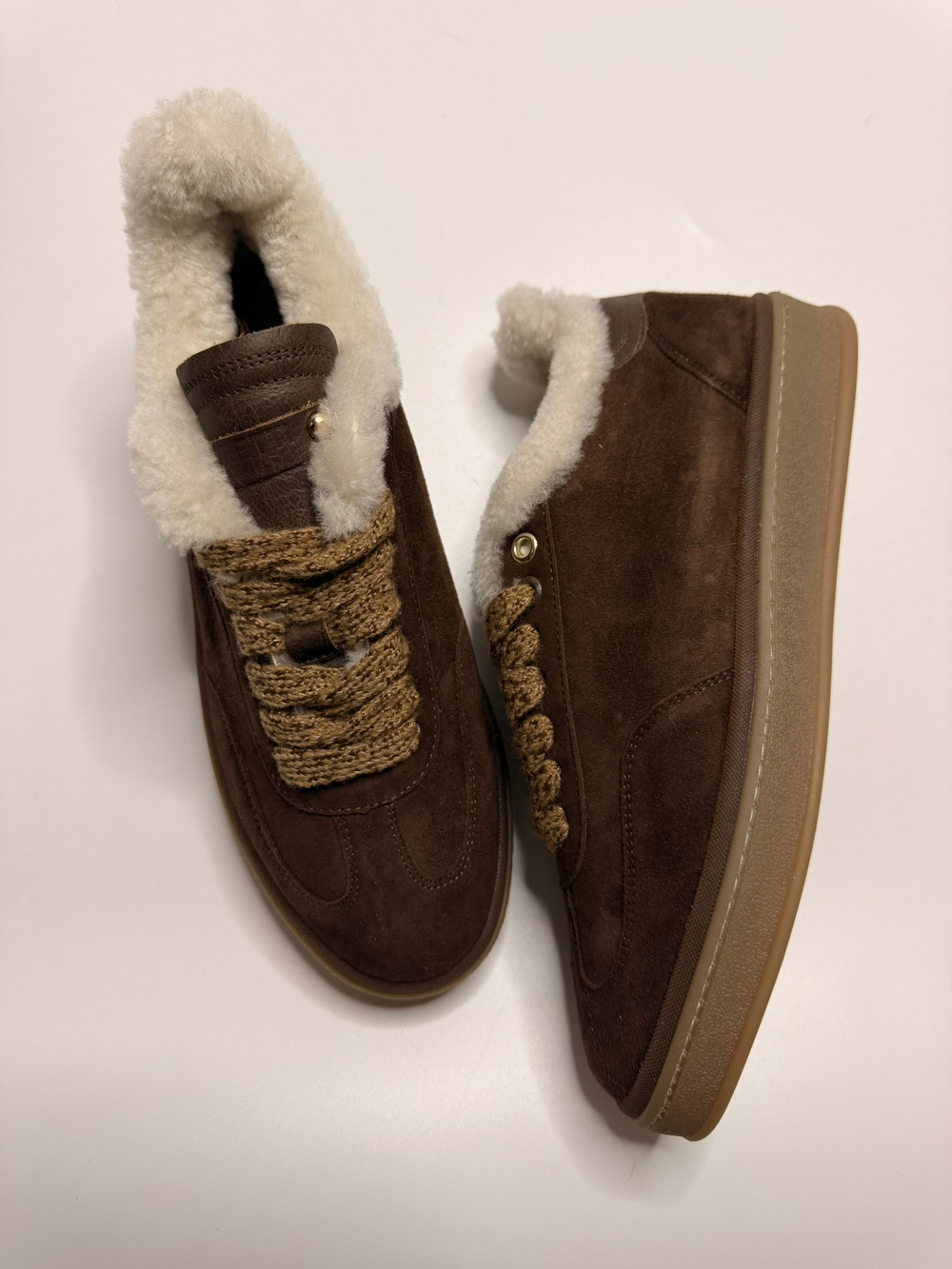 Короткие зимние кеды из натуральной кожи KANNA